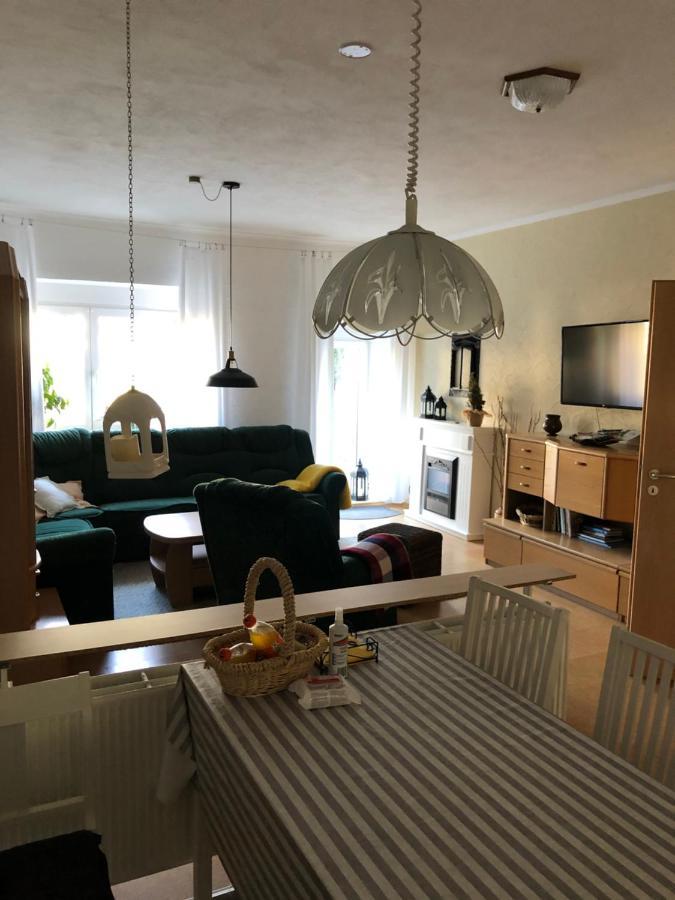 Farschweiler Ferienappartment Mit Schlafzimmer מראה חיצוני תמונה