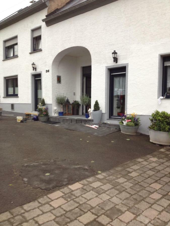 Farschweiler Ferienappartment Mit Schlafzimmer מראה חיצוני תמונה