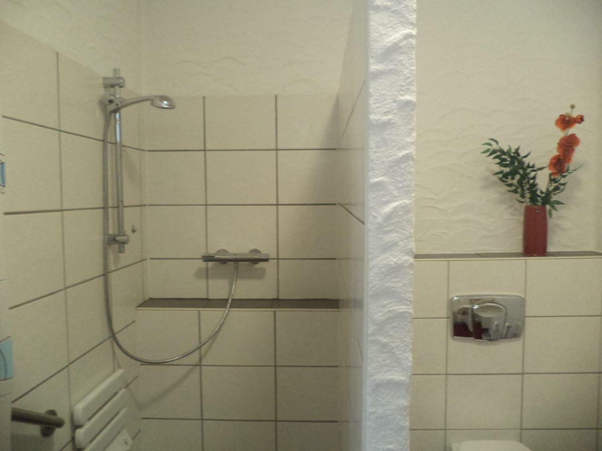Farschweiler Ferienappartment Mit Schlafzimmer מראה חיצוני תמונה